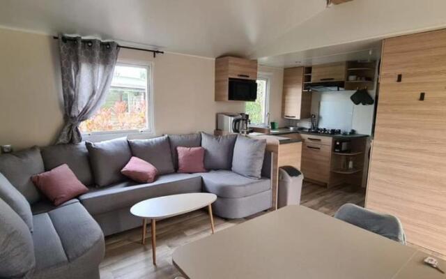 Mobile Home OuiReves 281 facing the Mediterranean