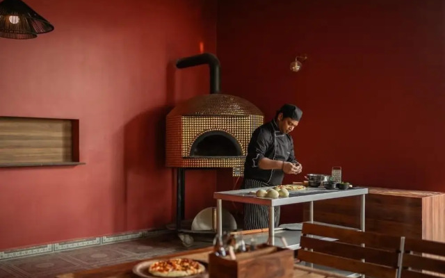 The Hosteller Goa, Mandrem