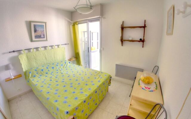 Apartment With 2 Bedrooms in Palavas-les-flots, With Wonderful sea Vie