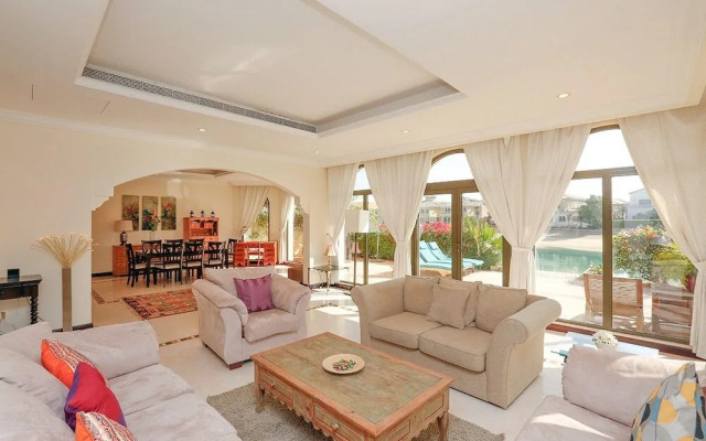 The Palm Jumeirah Villas - Frond F