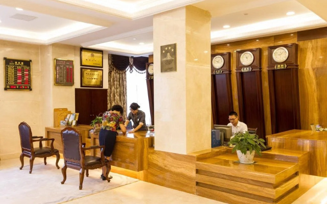 Zhonghui Hotel