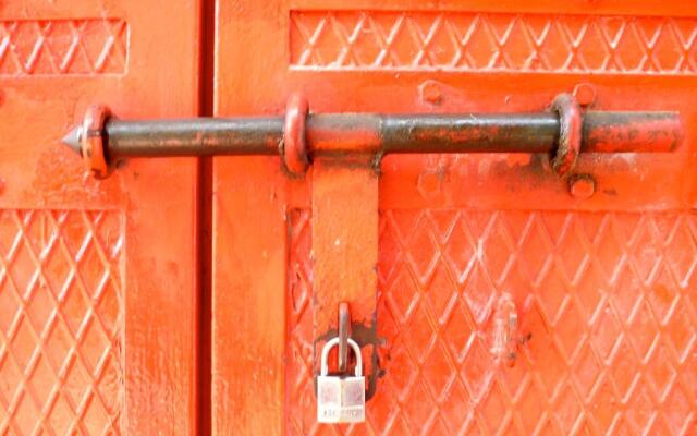 Casa do Rio / Tavira Inn