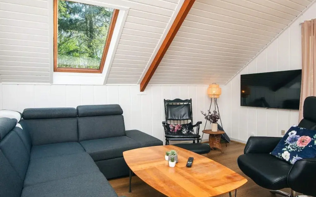 6 Person Holiday Home in Toftlund