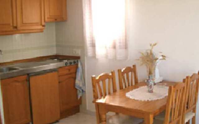Bella Maria Apartments & Pool Club