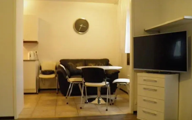Repotie Apartment