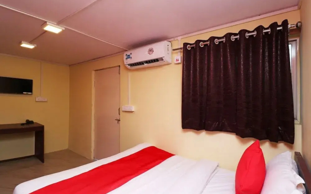 People's Castle By OYO Rooms