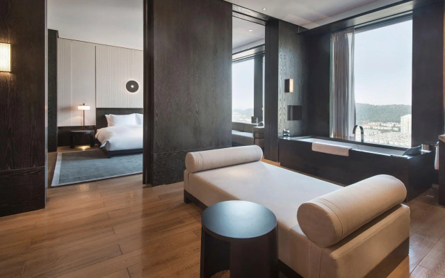 Hyatt Regency Wuhan Optics Valley