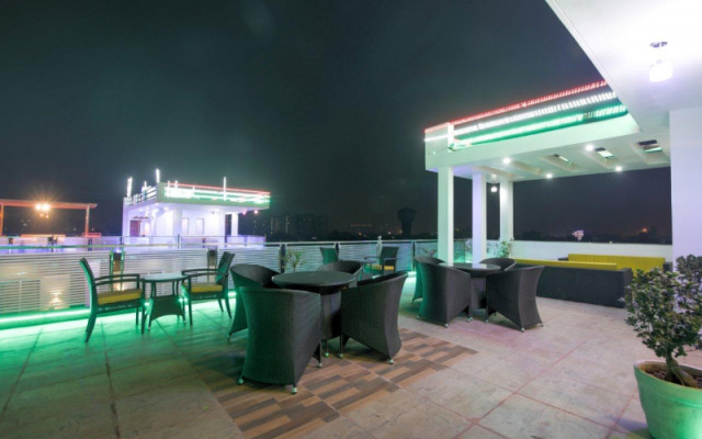 Twin Towers Inn