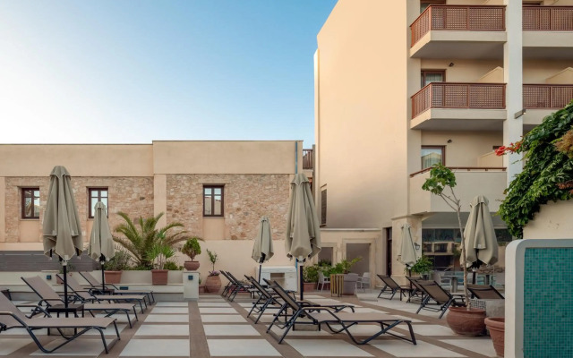 Hotel Ideon