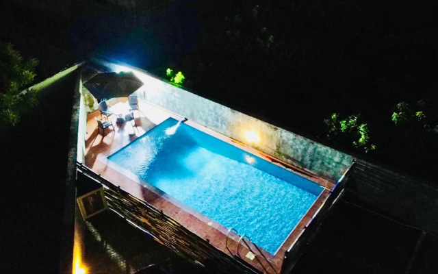 The Zen Loft - 2BR Open Plan Apt W/Pool+Smart Lock