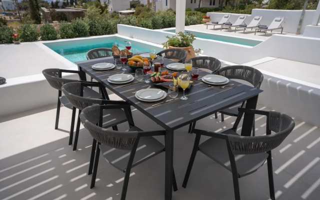 Ultimate Luxury Paradise Villa In Paros