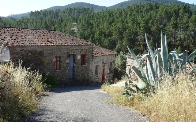 Palheiros da Ribeira