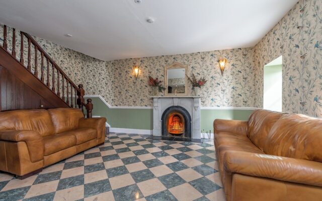Troysgate House