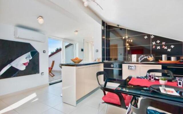Modern Studio Apartment At Medulin Riviera
