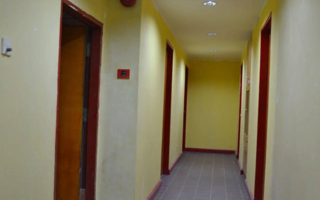 Hotel Full Hua