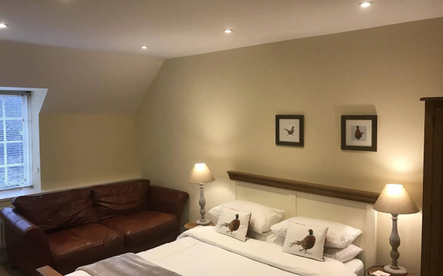 The Lodge at Broadway