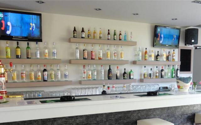 Morfeas Hotel