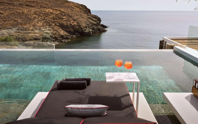 Semeli Coast Mykonos, Curio Collection by Hilton