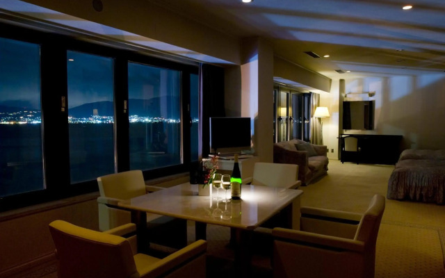 Rako Hananoi Hotel
