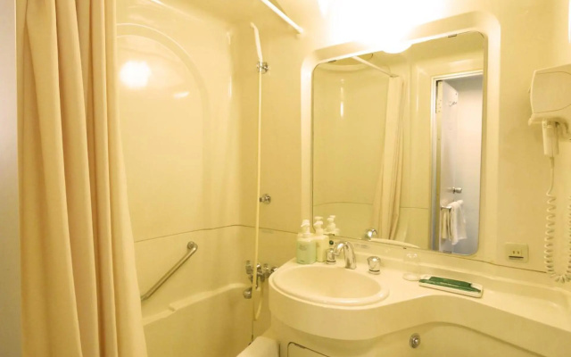 Hotel Route Inn Nagoya Higashi Betsuin