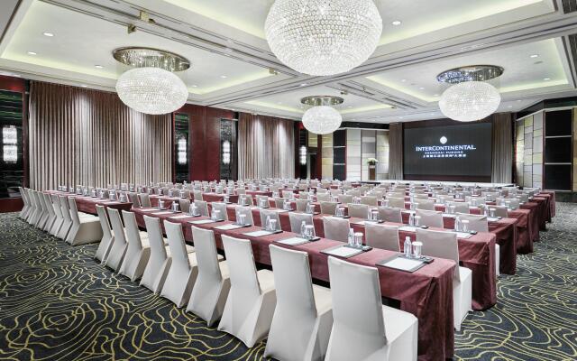InterContinental Shanghai Pudong Hotel by IHG