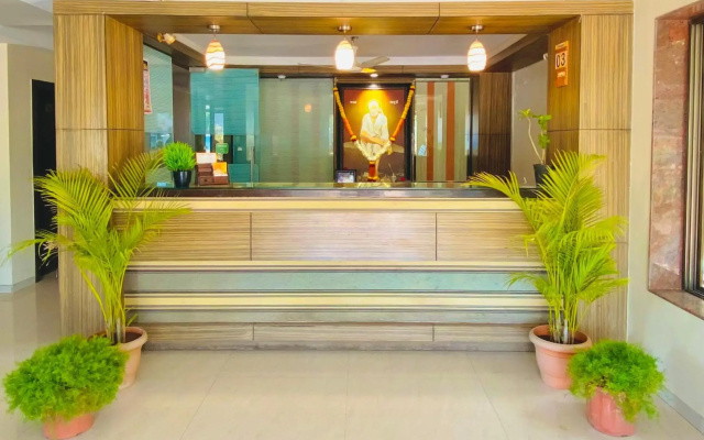 Hotel Sai Gurusthan