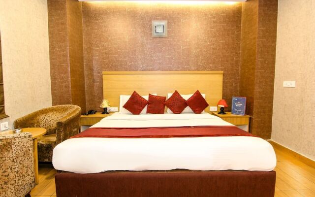 OYO 2697 Hotel Edesia