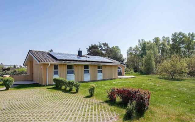 5 Star Holiday Home in Grömmitz