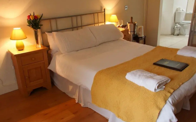 Kidron House Hotel