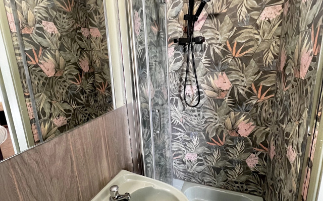 Shillingford Bridge Hotel