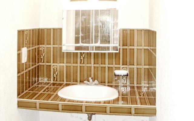 Apartment With 2 Bedrooms in Cavalaire-sur-mer, With Enclosed Garden -