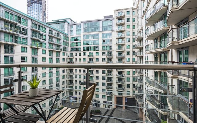 Apartment With 2 Bedrooms in London, With Furnished Balcony and Wifi