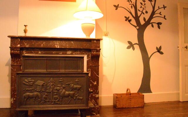Romantic Holiday Home in Barricourt with Barbecue