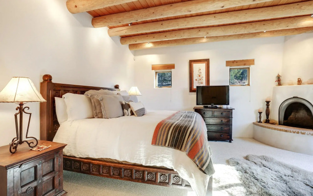 Bishops Lodge Villa Corazones