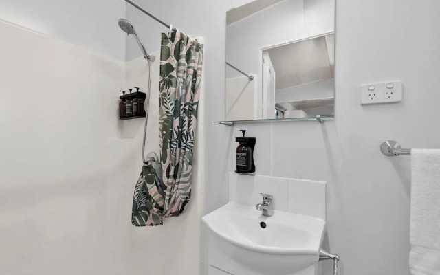 Shepparton Holiday Park and Village