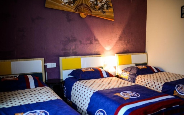 The stone bridge climbing hotel – Guest Rooms – Guilin