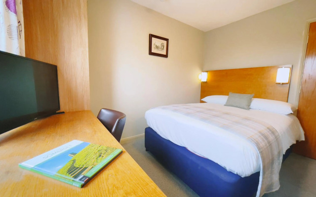 Corner House Hotel
