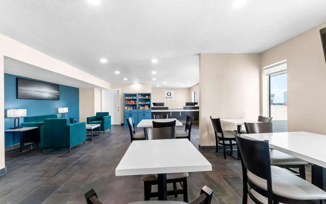 Quality Inn & Suites Port Lavaca near Lighthouse Beach