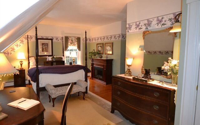 The Briarwood B&B