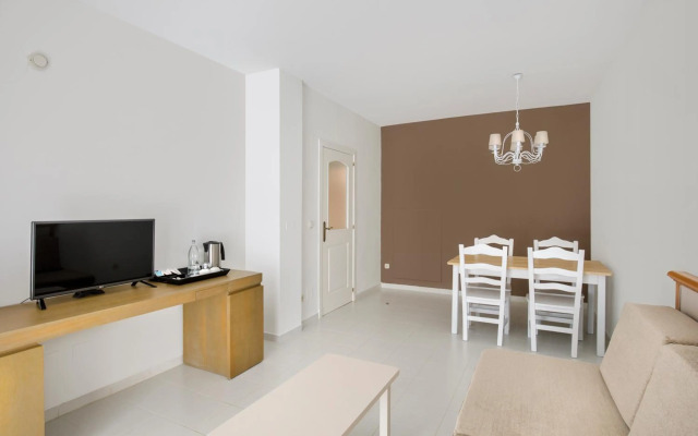 Sol Sancti Petri Apartamentos