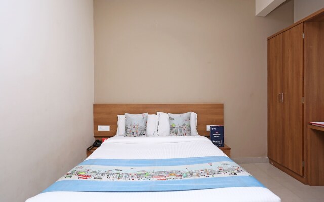 OYO 6447 Samasth Rooms And Suites