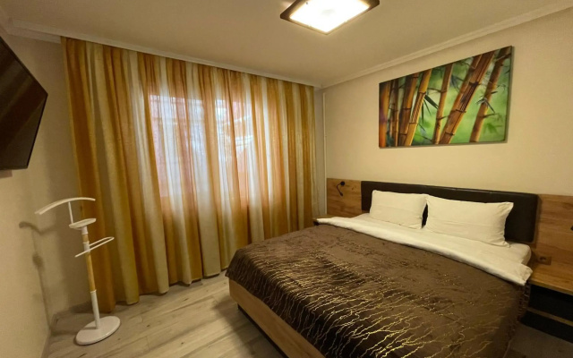 FAMILY apartment