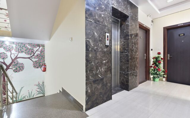 Pink Palace by FabHotel