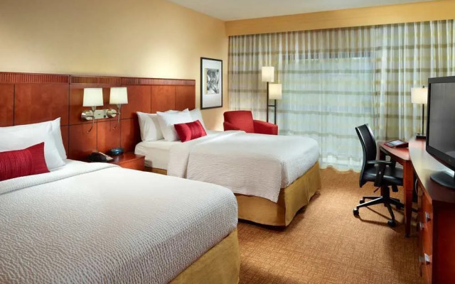 Courtyard Birmingham Homewood