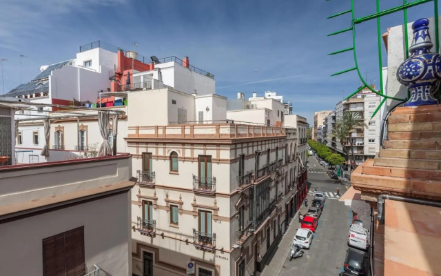Pequeño palacete Calle Santas Patronas