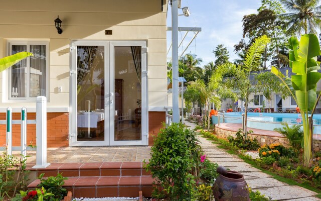 Blue Paradise Resort
