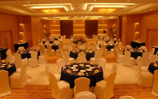 Country Inn & Suites By Carlson Mysore