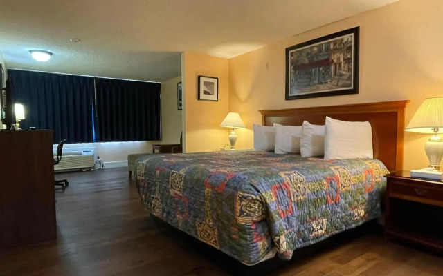 Marina Inn