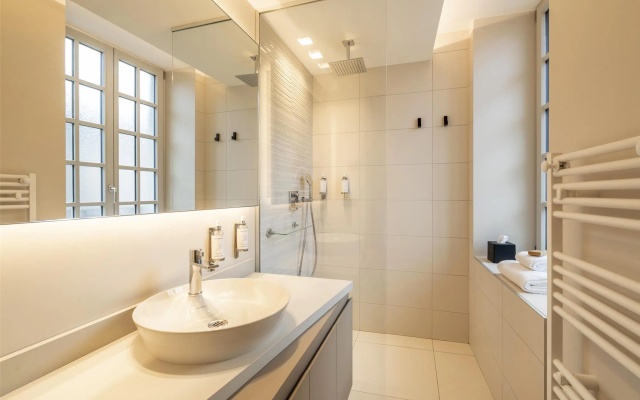 Best Western Premier Le Chapitre Hotel & Spa