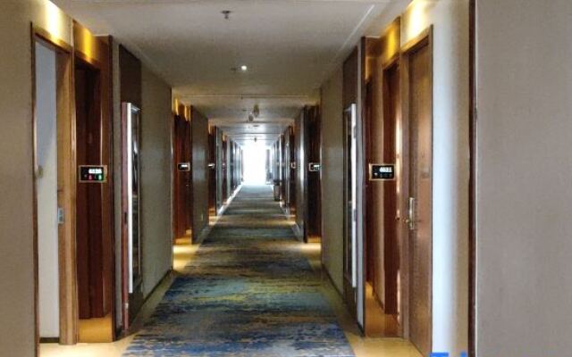 Yao Lake Pearl Hotel